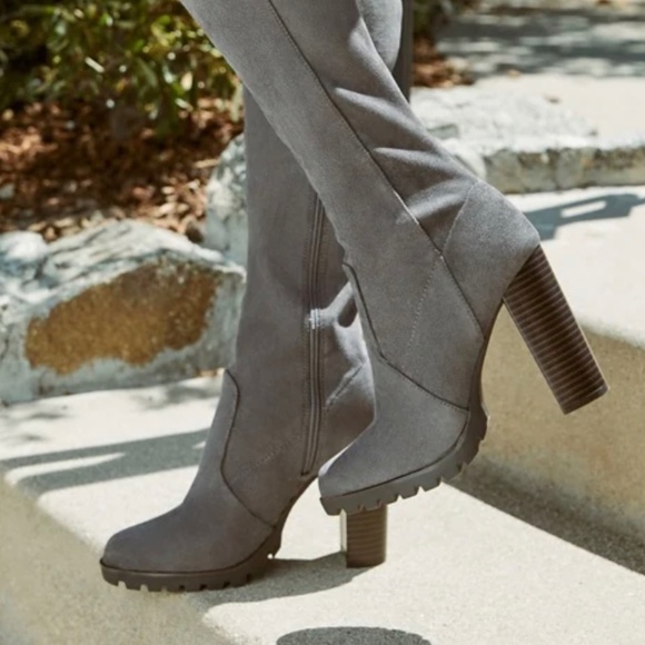 Shoes - Gray Over the Knee heeled Boot